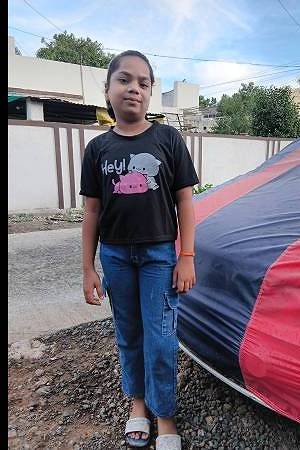 Aaradhya pendor